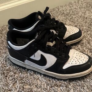 Nike Black and White Casual Sneakers